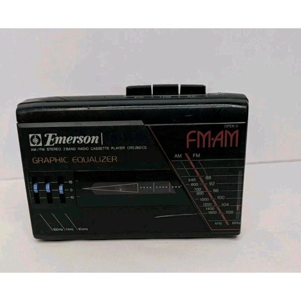 Emerson CRS260CS FM/AM Stereo Cassette Player Graphic Equalizer Tested‎ Works